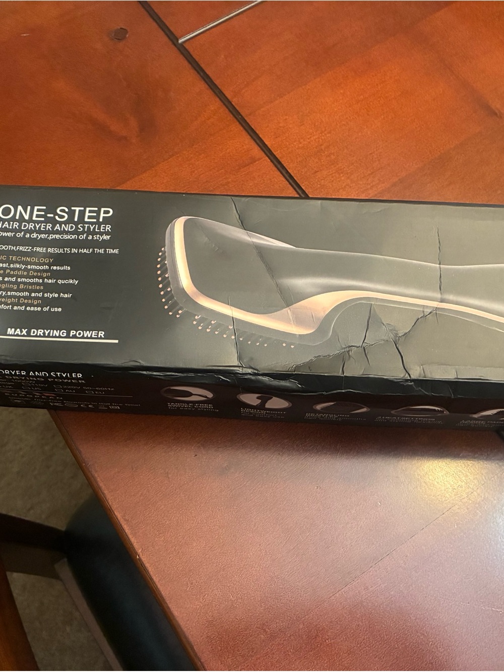 One-Step Hair Dryer and Styler Brush - Black and Gold